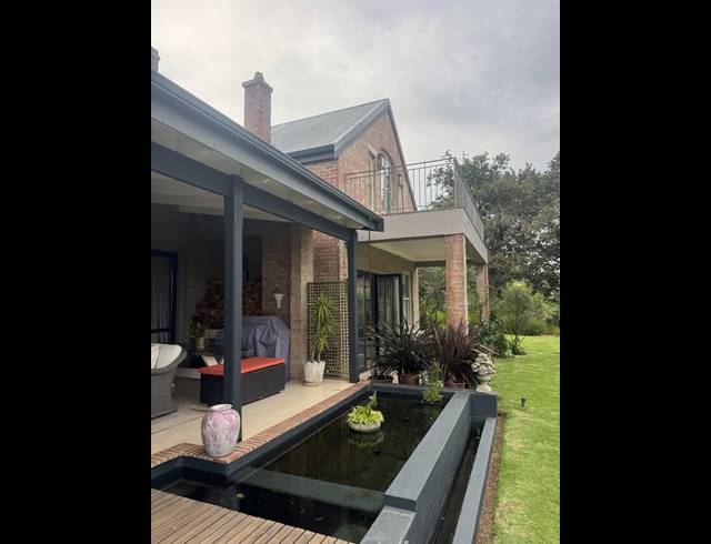 5 BEDROOM FREEHOLD FOR SALE IN EAGLECREST WILDLIFE ESTATE